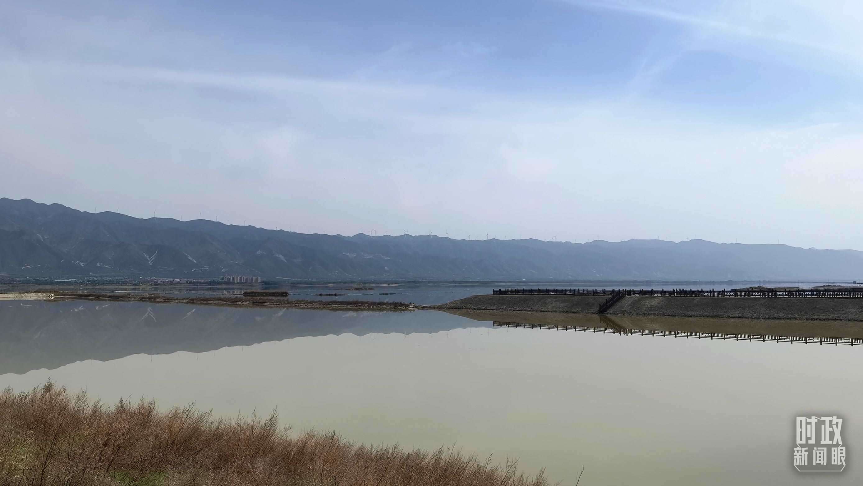 △運(yùn)城鹽湖。（總臺(tái)央視記者馬亞陽拍攝）