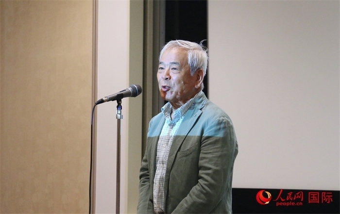 展覽名譽(yù)顧問、日本前文化廳長(zhǎng)官青柳正規(guī)致辭。（人民網(wǎng) 許可攝）