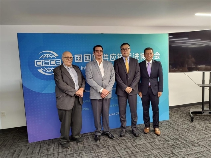 會(huì)議現(xiàn)場(chǎng)代表合影。中國(guó)貿(mào)促會(huì)駐墨西哥代表處供圖