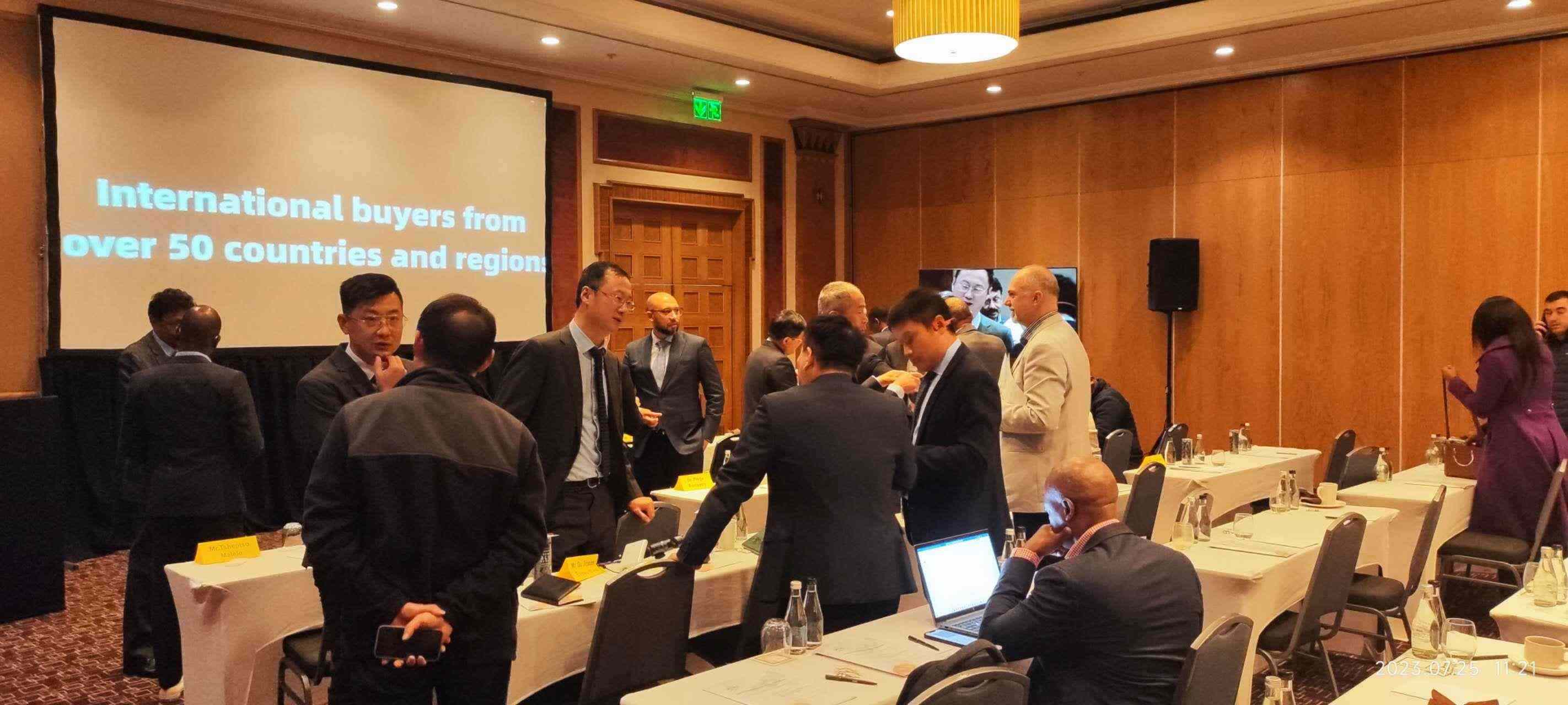 中南企業(yè)現(xiàn)場交流。圖片來源：貿(mào)促會