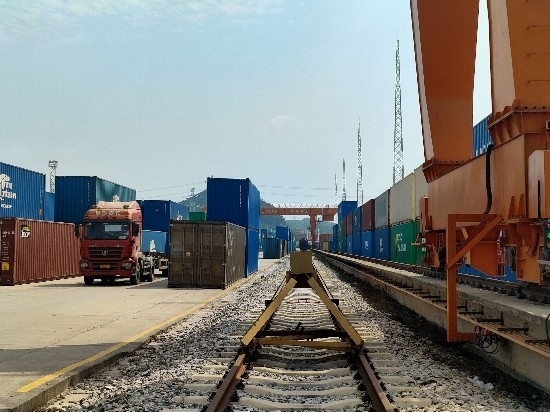 廣州東部公鐵聯(lián)運(yùn)樞紐（增城西站）。人民網(wǎng) 王雅蝶攝