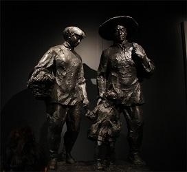 養(yǎng)父母碑。中央民族大學(xué) 張瑜桐攝