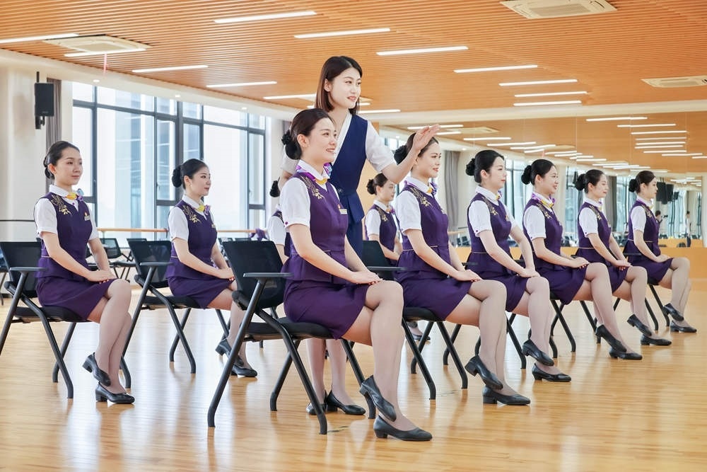 形象儀態(tài)塑造。