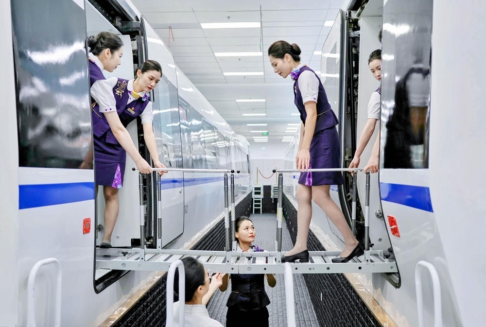 應(yīng)急處置培訓(xùn)。