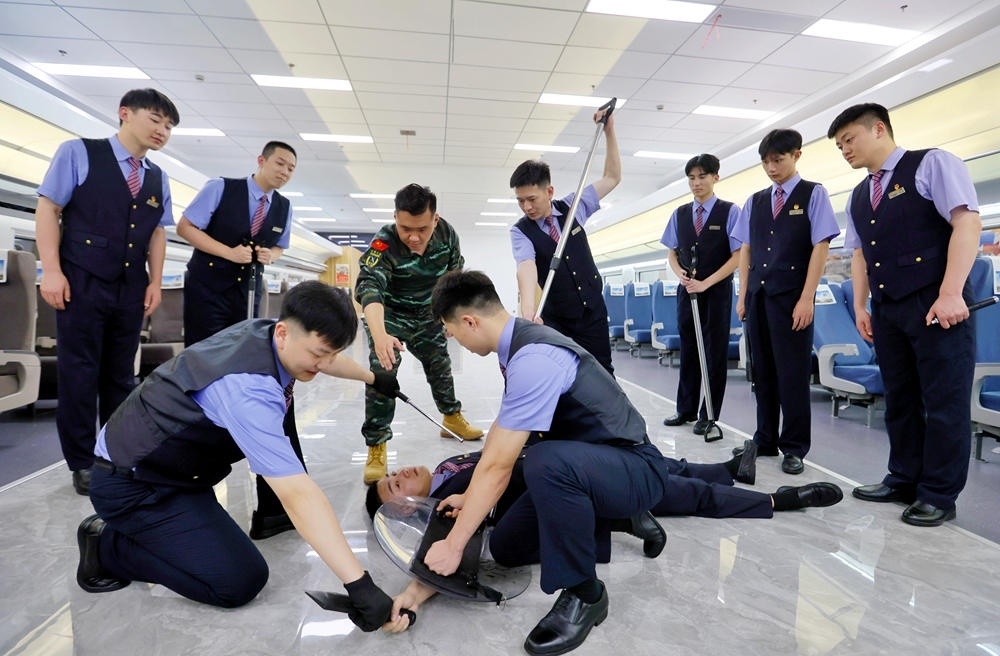 應(yīng)急處置培訓(xùn)。