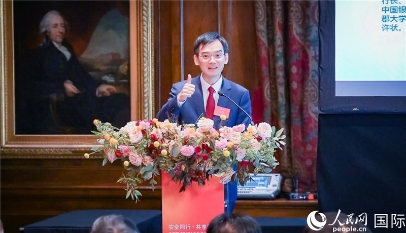 圖為方文建發(fā)言。人民網(wǎng) 郭錦標攝