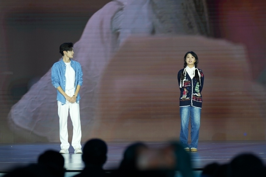 煎餅果仔（演員張家?。?、夏天妹妹（演員楊茜云）