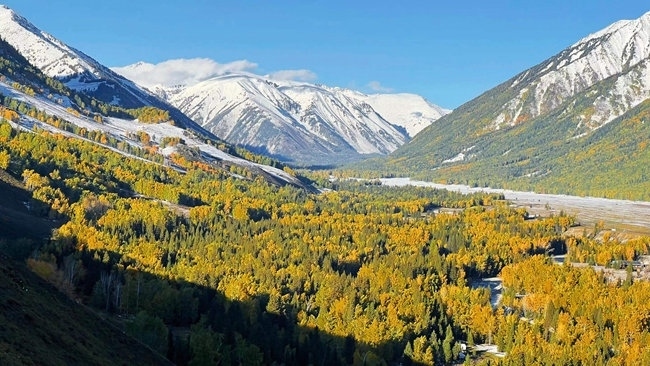 “新東方快車”沿途風(fēng)景。