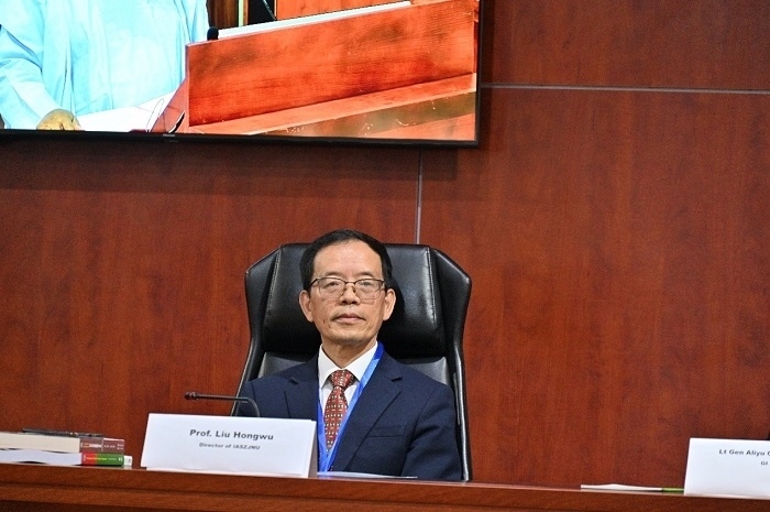 浙江師范大學非洲研究院院長劉鴻武作會議總結。浙江師范大學非洲研究院供圖