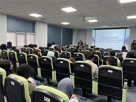 現(xiàn)場宣講中企。主辦方供圖