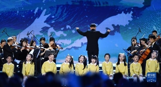 12月16日拍攝的第五屆海南島國際電影節(jié)開幕式現(xiàn)場。