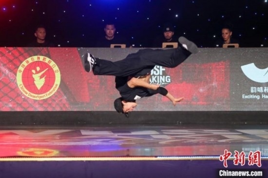 今年7月，首屆亞洲霹靂舞錦標(biāo)賽在拱墅運(yùn)河體育公園體育館舉行。郭天奇 攝