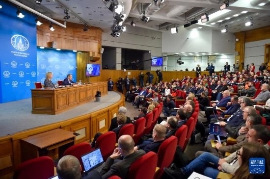 1月18日，在俄羅斯首都莫斯科，俄羅斯外長拉夫羅夫回答記者提問。新華社發(fā)（亞歷山大攝）