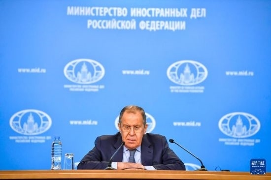 1月18日，在俄羅斯首都莫斯科，俄羅斯外長拉夫羅夫回答記者提問。新華社發(fā)（亞歷山大攝）