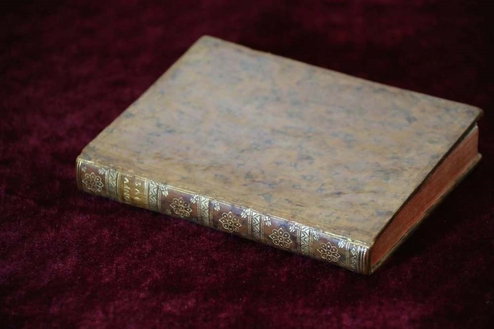 這是典藏于中國國家圖書館的《論語導(dǎo)讀》。