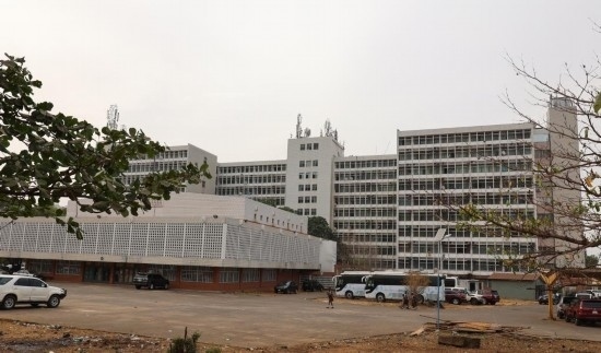 中塞友誼大廈。