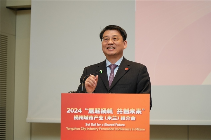 中國(guó)駐米蘭總領(lǐng)事劉侃寄語(yǔ)中意合作揚(yáng)帆遠(yuǎn)行。 主辦方供圖