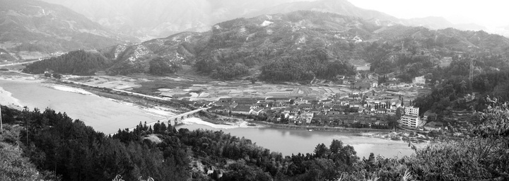 搬遷前的景寧外舍村。供圖 共享聯(lián)盟·景寧