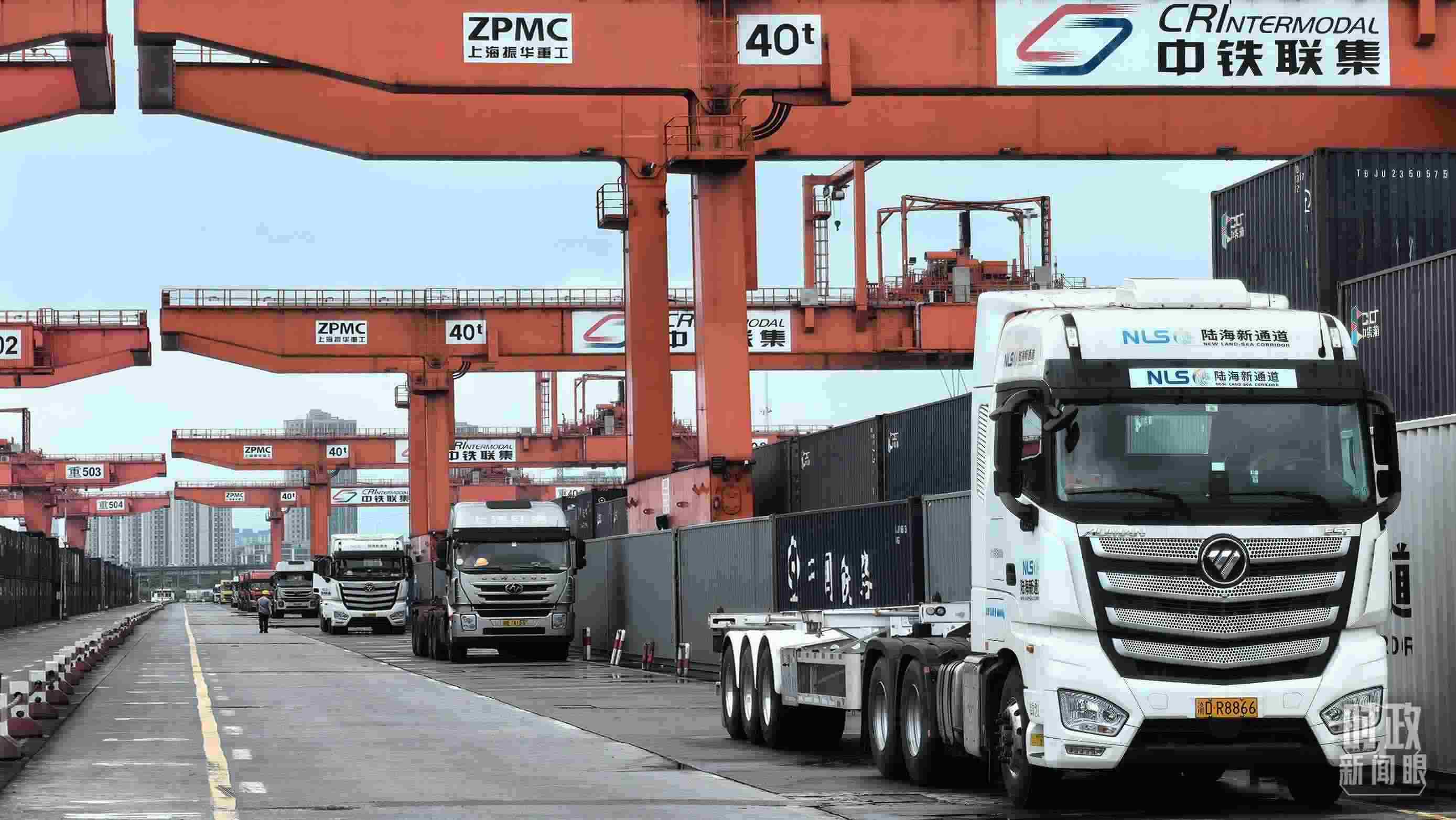 △重慶國際物流樞紐園區(qū)。（總臺央視記者趙化拍攝）