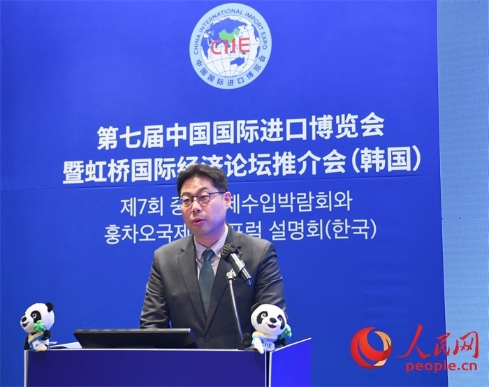 三養(yǎng)方圓集團副社長韓世爀發(fā)言。 人民網(wǎng) 程安康攝