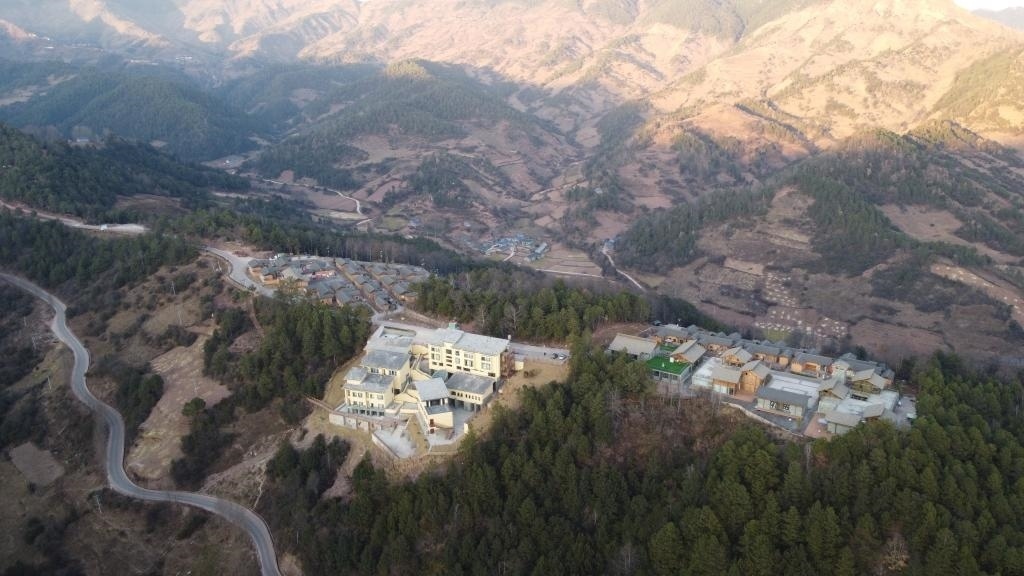 三河村全景（無人機照片）。新華社記者 尹恒 攝