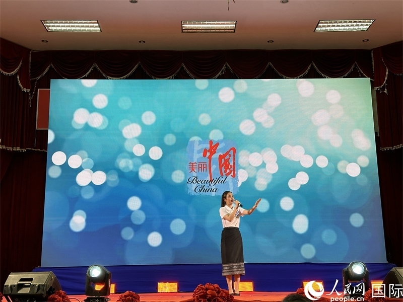 圖片：老撾選手進(jìn)行中文演講。孫廣勇攝