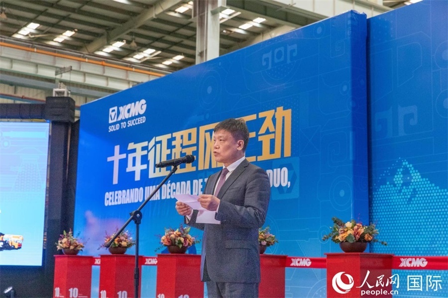 中國貿(mào)促會駐巴西代表處總代表郭英會在致辭中表示，過去十年，中巴經(jīng)貿(mào)關(guān)系迅猛發(fā)展，數(shù)百家中國企業(yè)進入巴西，投資巴西，為巴西的經(jīng)濟建設(shè)貢獻中國企業(yè)的力量。 人民日報社拉美中心分社 威廉·科埃略·維亞納攝