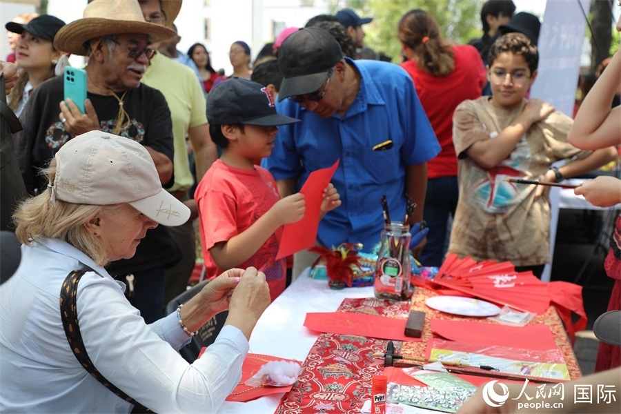 活動現(xiàn)場。人民網(wǎng) 埃內(nèi)斯托·多明戈斯攝