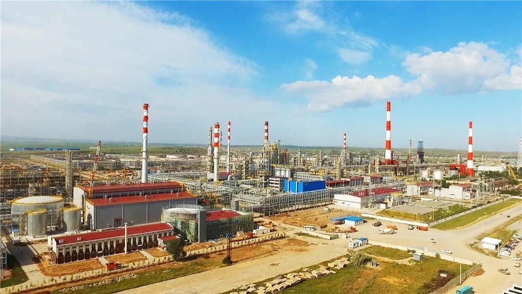 奇姆肯特?zé)捰蛷S完成現(xiàn)代化改造后全景。（圖源：人民網(wǎng)）