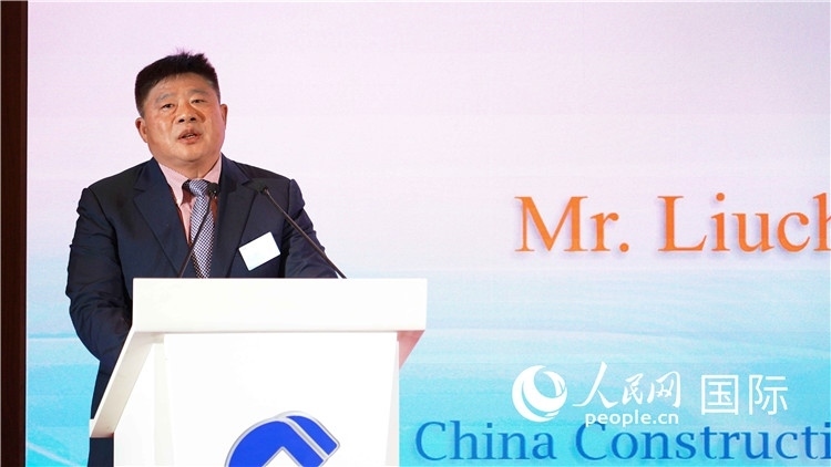 中國建設(shè)銀行國際部副總經(jīng)理岳留昌發(fā)言。 人民網(wǎng) 張茜 攝