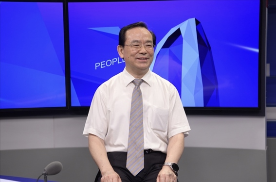 中國人民大學(xué)法學(xué)院教授、博士生導(dǎo)師楊建順。人民網(wǎng)記者 王曉嘯攝