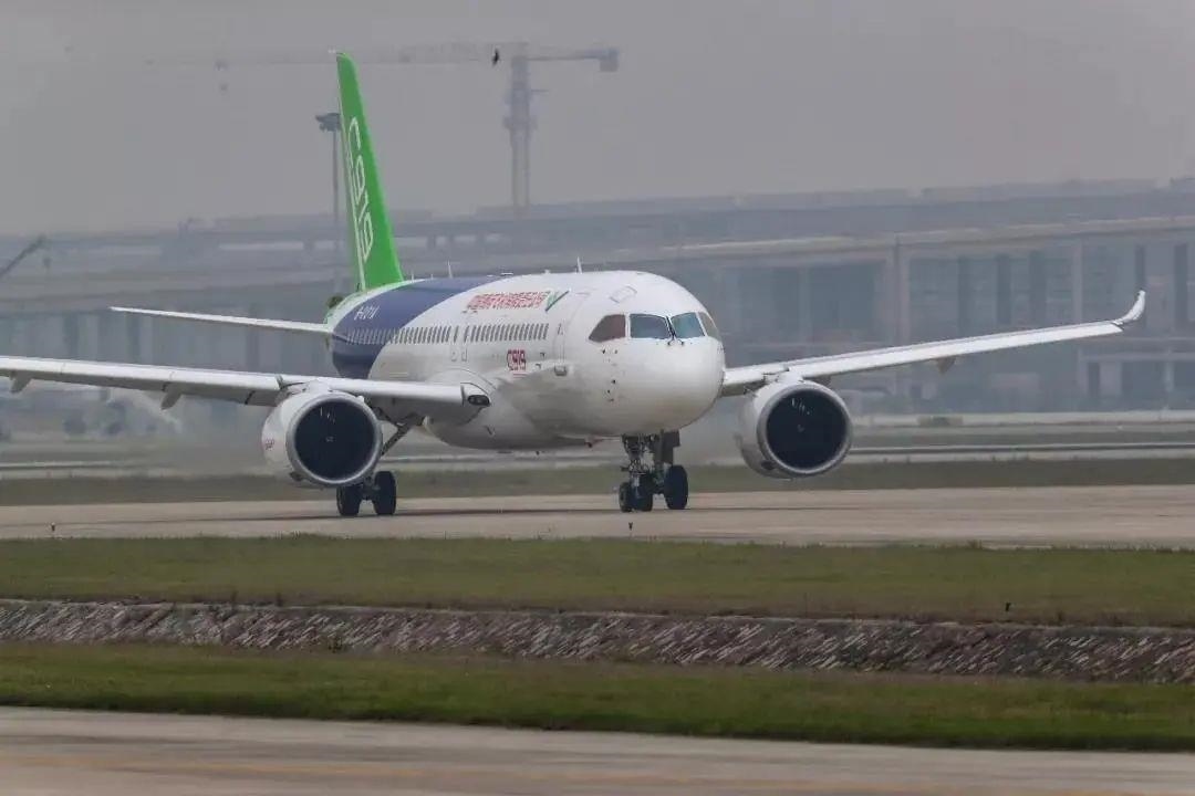 從一扇“門(mén)”、一座“城”、兩張“網(wǎng)”，看浦東新區(qū)改革常新