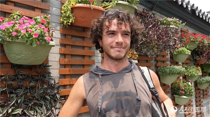 圖為意大利籍游客盧卡·拉·萬科（Luca La Vanco）。人民網(wǎng)記者 吳超嵐攝