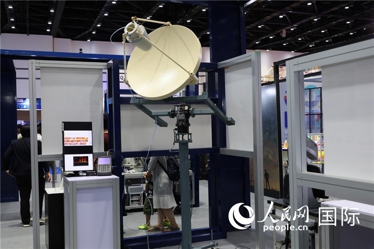 泰國衛(wèi)星設(shè)備。人民網(wǎng)記者 簡承淵攝
