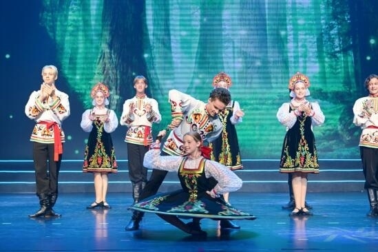 第十屆“歡動北京”開幕，12國青少年向未來問好