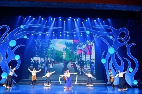 第十屆“歡動北京”開幕，12國青少年向未來問好