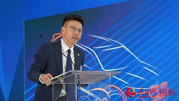 延鋒彼歐南非公司總經(jīng)理張?chǎng)沃罗o。人民網(wǎng) 張茜攝