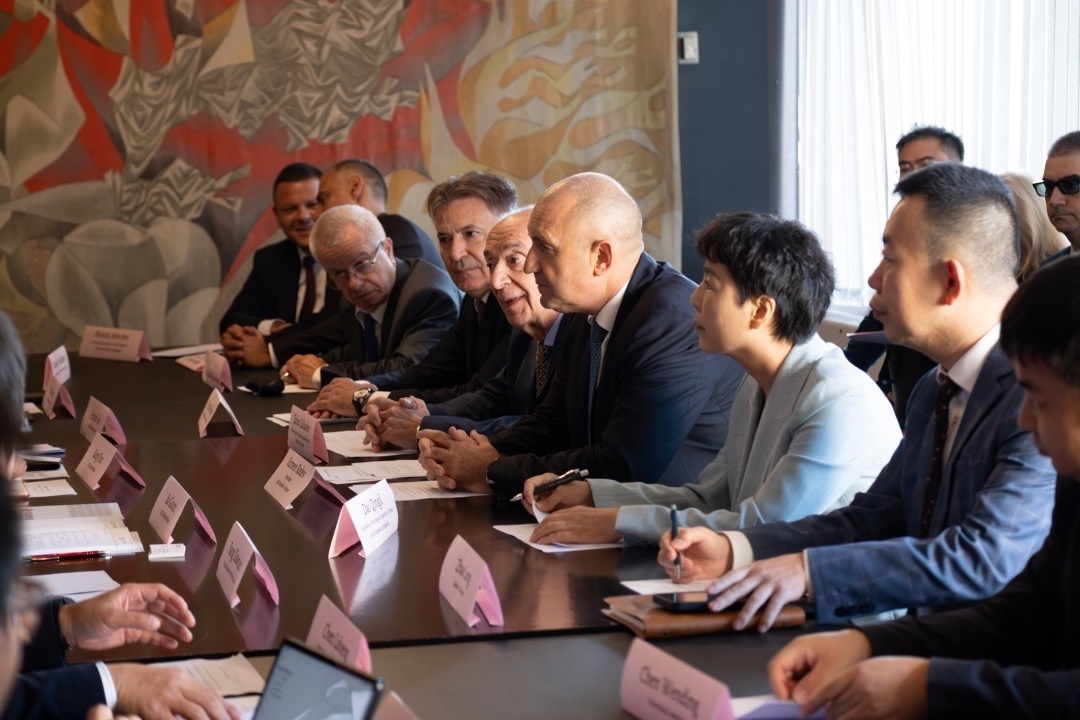 會議現(xiàn)場。中國駐保加利亞大使館供圖。