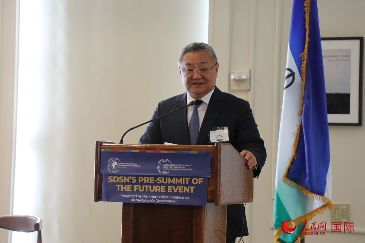 中國常駐聯(lián)合國代表傅聰大使發(fā)表演講。人民網(wǎng)記者 李志偉攝