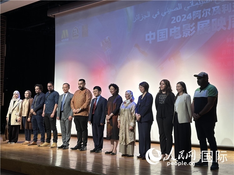 中阿兩國官員、電影行業(yè)從業(yè)者、媒體代表等出席開幕式 郝瑞敏攝