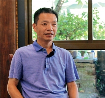 采訪對象：湖州市安吉縣天荒坪鎮(zhèn)余村春林山莊主人潘春林