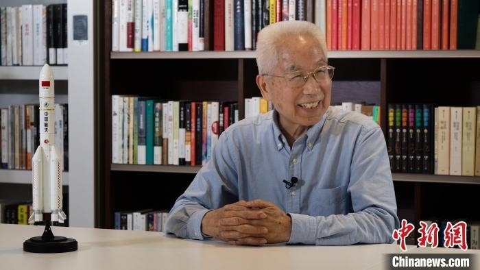 中國(guó)工程院院士龍樂(lè)豪。(中國(guó)運(yùn)載火箭技術(shù)研究院供圖)