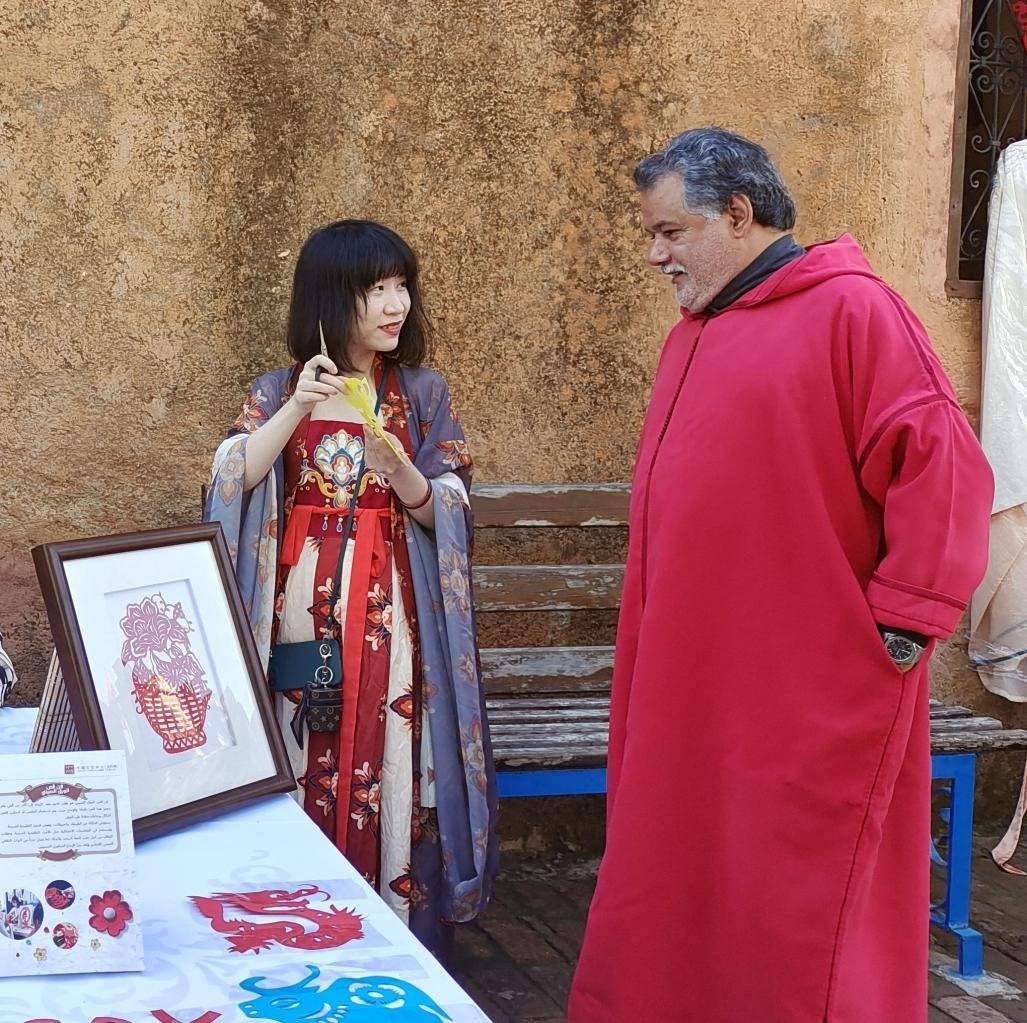 中國(guó)文化產(chǎn)品介紹。拉巴特中國(guó)文化中心供圖