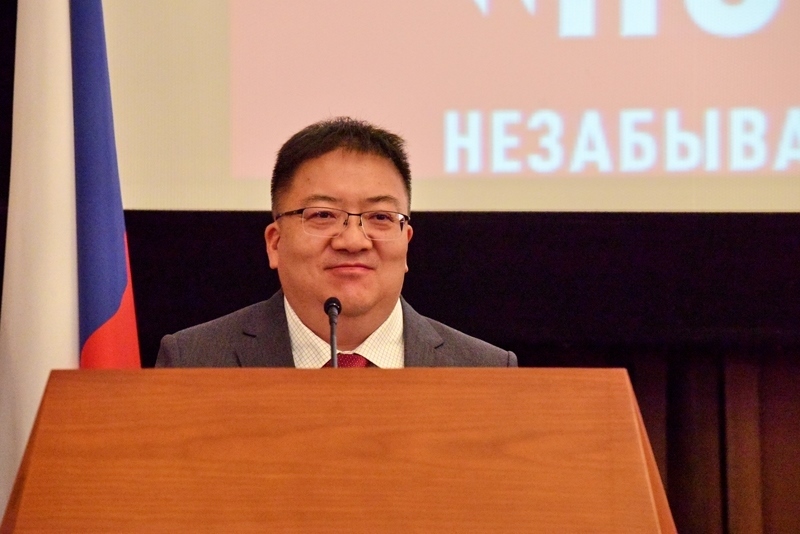 新華出版社社長(zhǎng)匡樂成致辭。 主辦方供圖