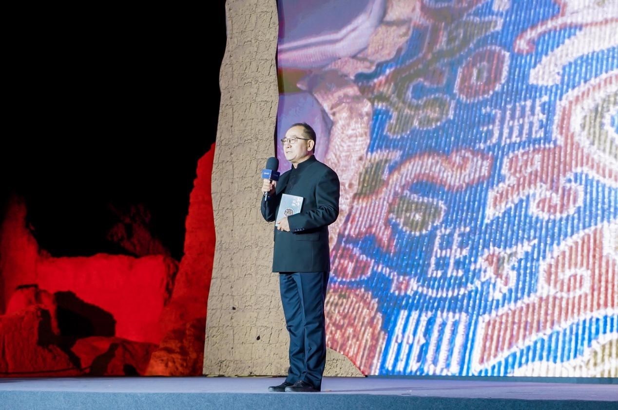 于志勇在“何以中國·五星出東方”網(wǎng)絡(luò)主題宣傳活動(dòng)現(xiàn)場演講。人民視頻供圖