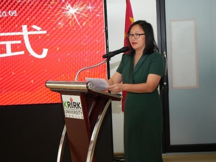 泰國華文教師公會(huì)主席羅鐵英致辭。主辦方供圖