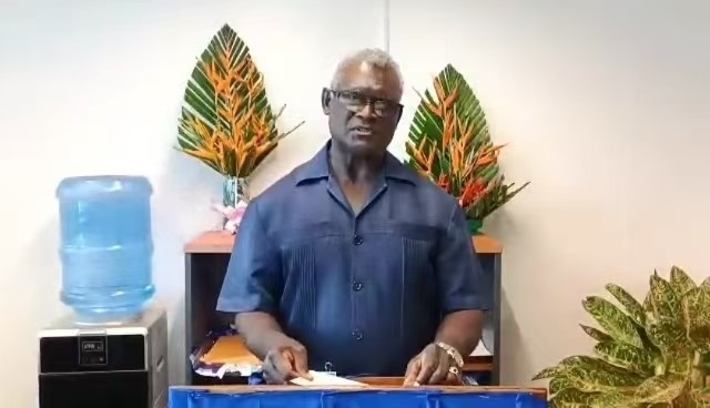 所羅門群島前總理、現(xiàn)任財政與國庫部長梅納西·索加瓦雷以視頻形式向論壇致辭（主辦方供圖）