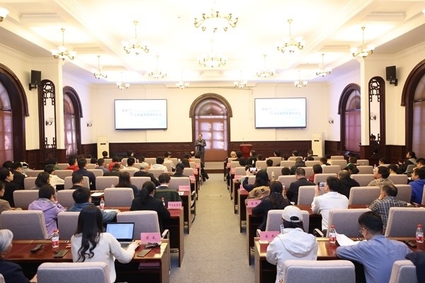 “杰出少年示范數(shù)學(xué)班”開班儀式現(xiàn)場(chǎng)。校方供圖