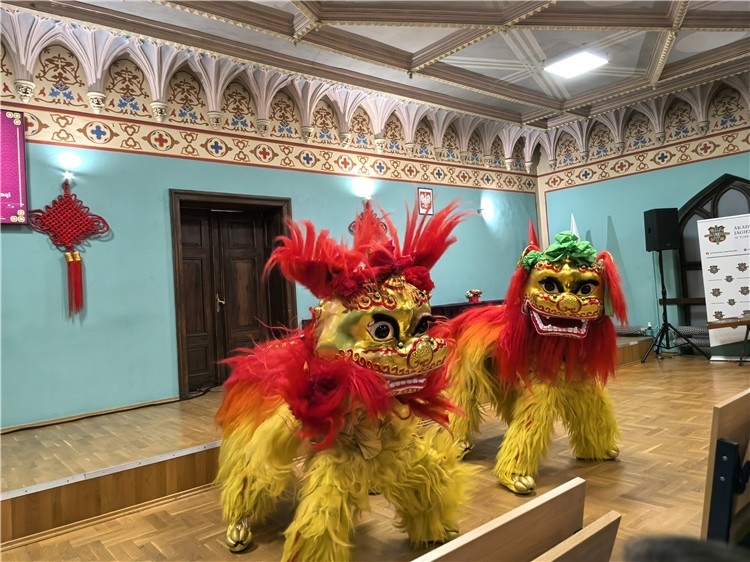 托倫雅蓋隆學(xué)院禮堂巡演現(xiàn)場。主辦方供圖。