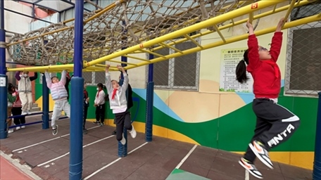 孩子從。校方供圖